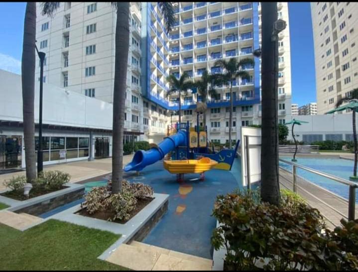 Yhanz Z Sea Residences Pasay Exterior foto